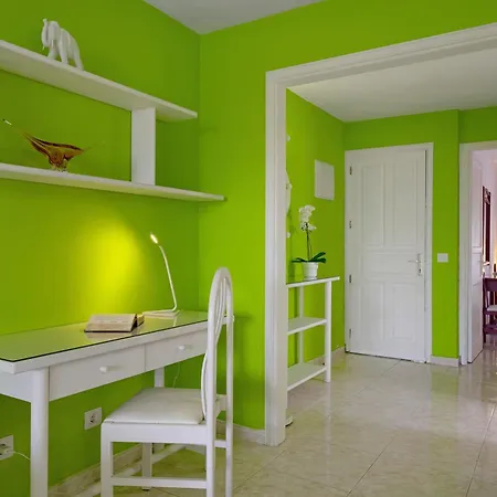 Lovely Ground Floor Appartamento *