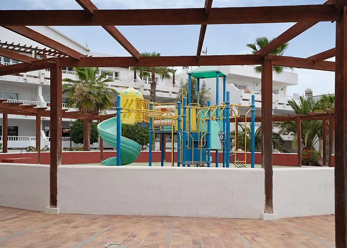 Daire Lovely Ground Floor